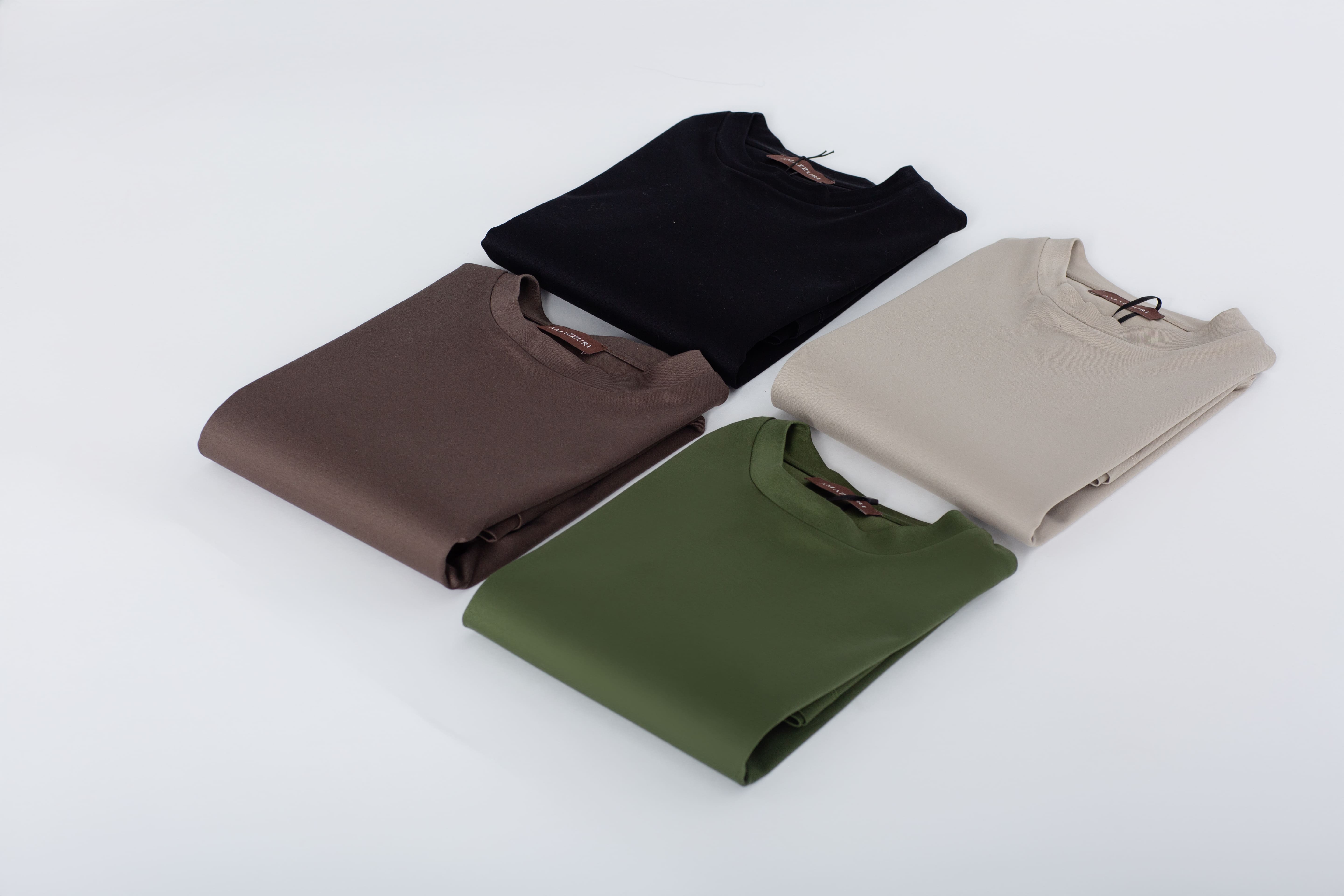 TRUFFLE BRUN Shiny T-shirt | Amazzuri